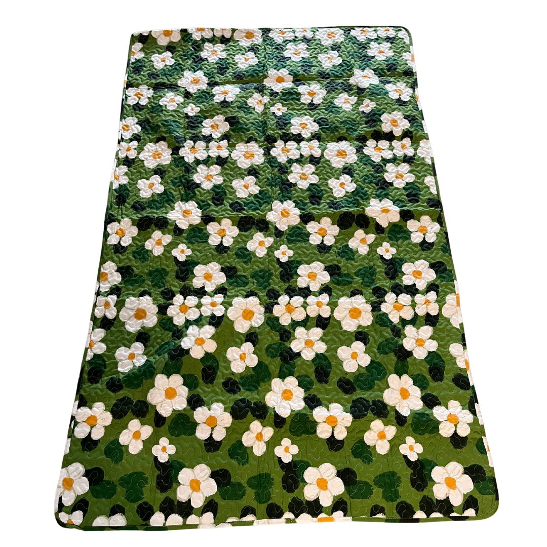 Tapis antidérapant lavable pour animaux de compagnie (vert et fleurs)